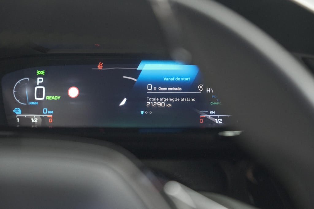 Peugeot 308 sw 1.6 plug-in hybrid 225 gt | focal audio | 360 camera | adapt