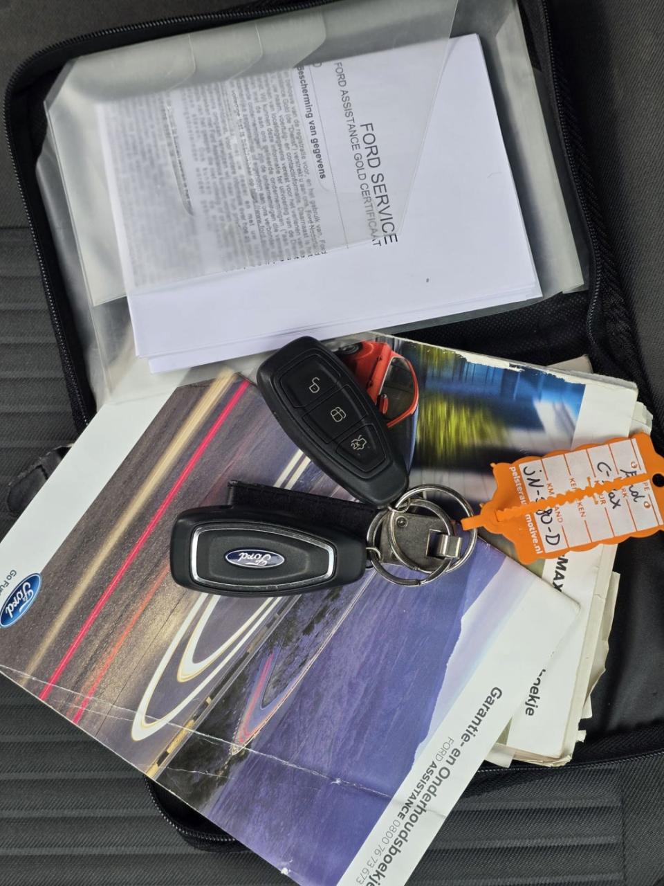 Ford C-max 1.0 titanium