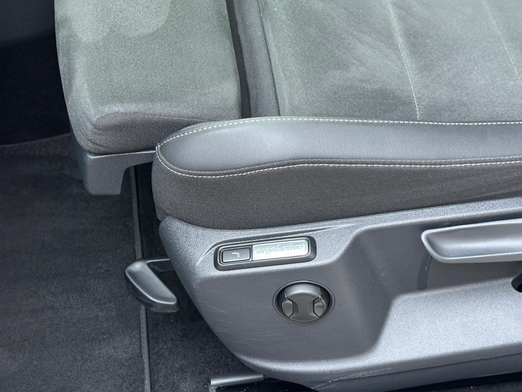 Volkswagen T-roc 1.5 tsi 150pk dsg style | trekhaak | navi | iq light | ada