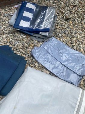 Gratis voortent en gronddoek caravan