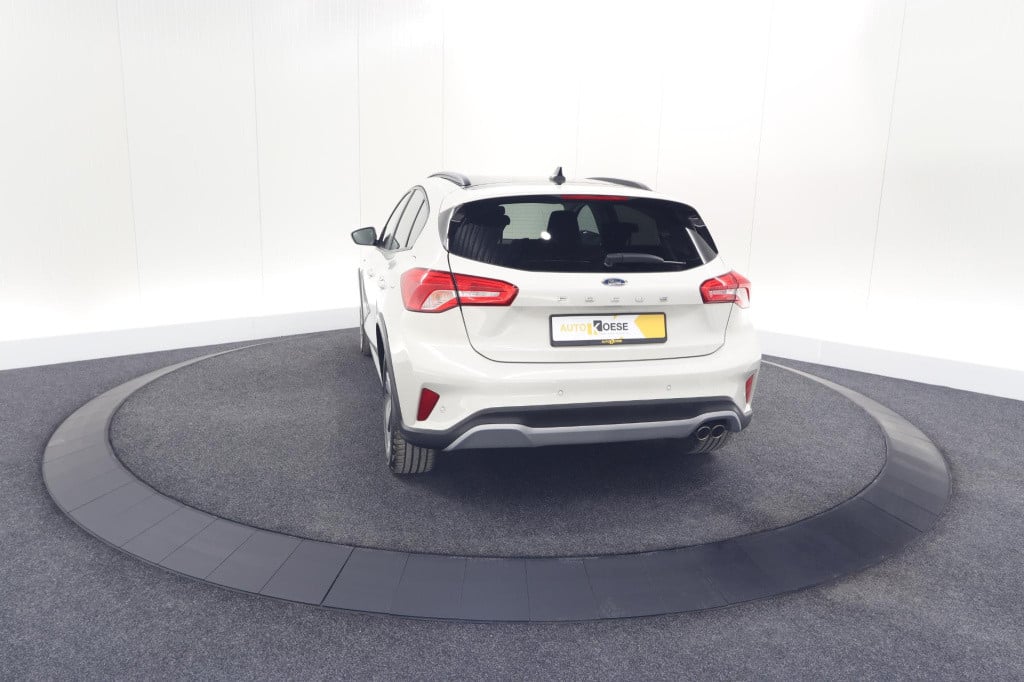 Ford Focus 1.5 ecoboost active business | lage kilometerstand | navigatie |