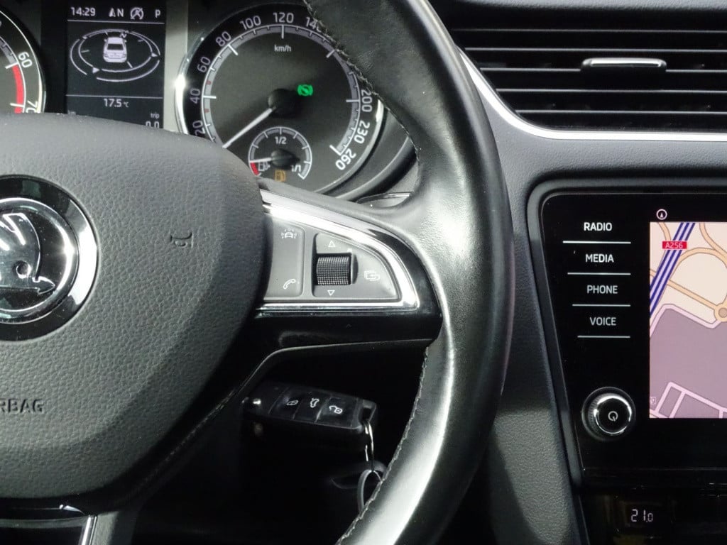 Skoda Octavia 1.0 tsi greentech ambition business