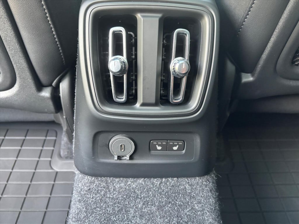 Volvo XC40 1.5 t5 recharge r-design|bliss|panoramadak|memorystoelen|stuur-s