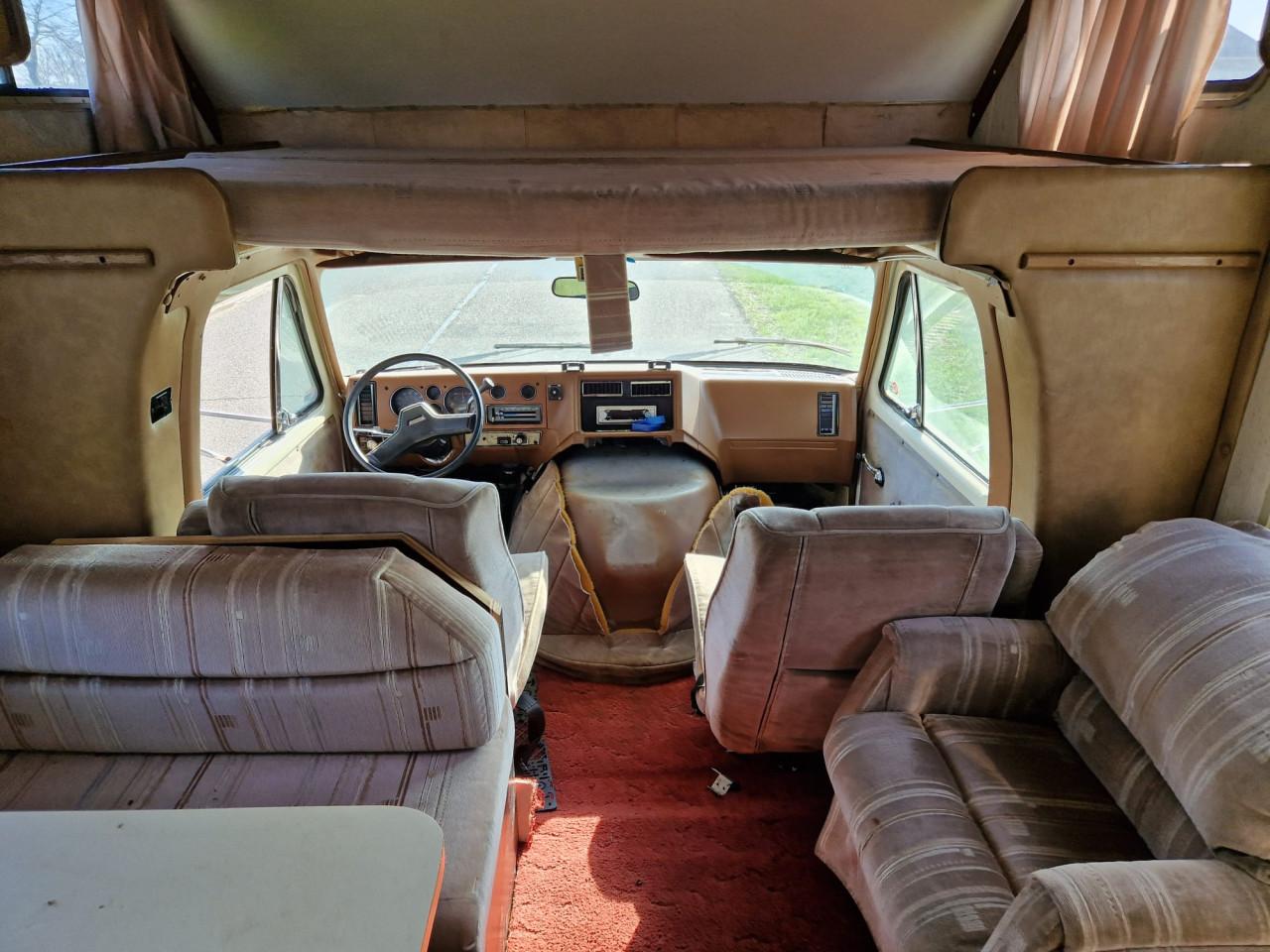 Chevrolet camper diesel v8