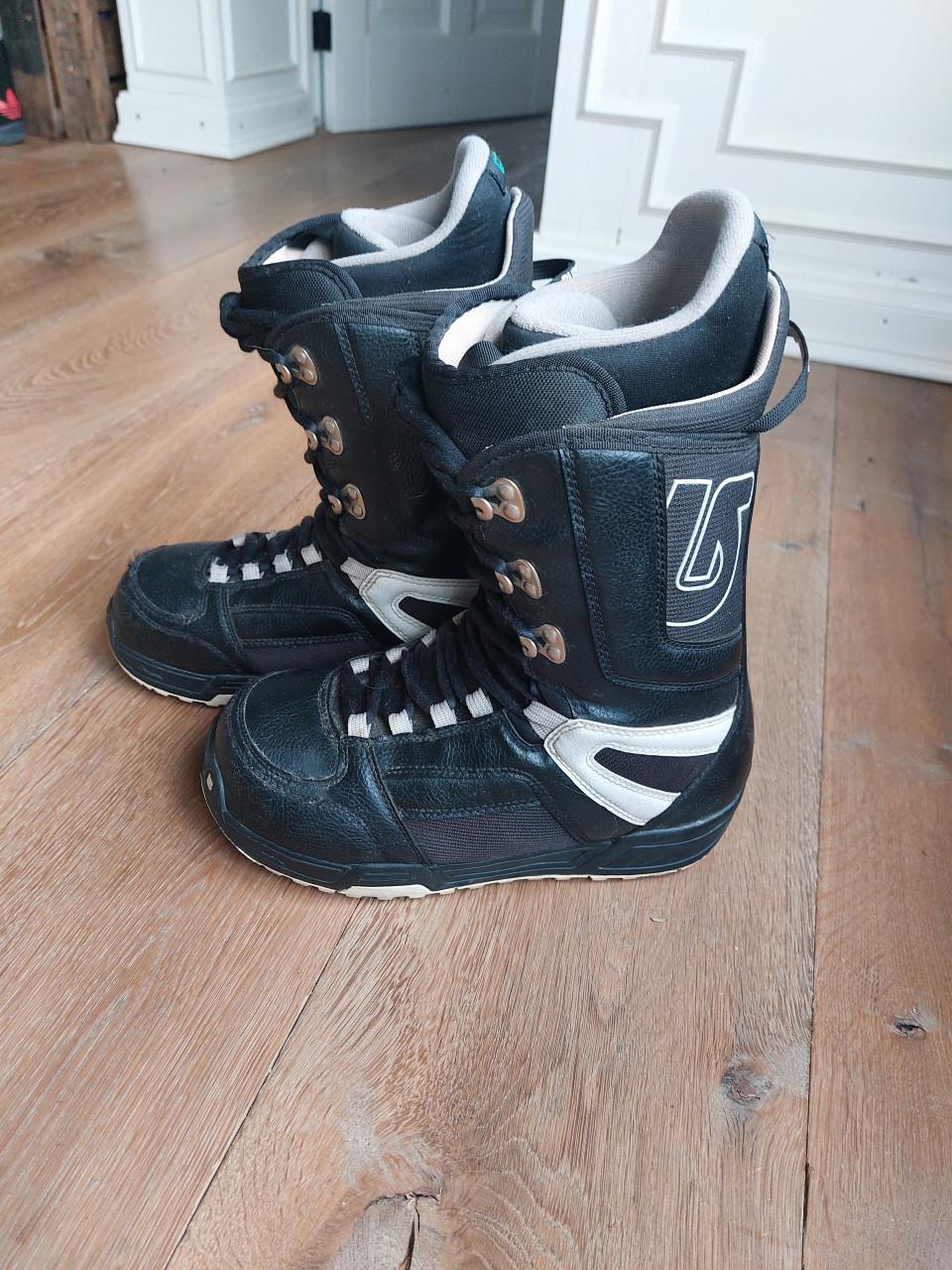 Burton snowboardschoenen maat 40,5