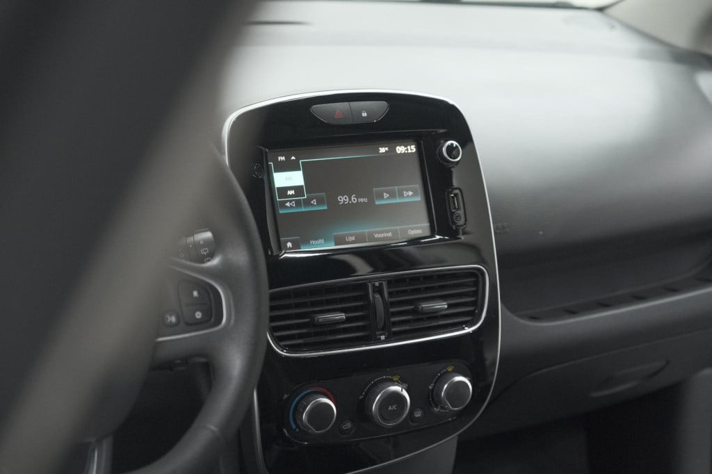 Renault Clio tce 90 limited | navigatie | parkeersensoren | cruise control 