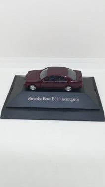 Mercedes Benz E320 Avantgarde 1/87  NIEUW