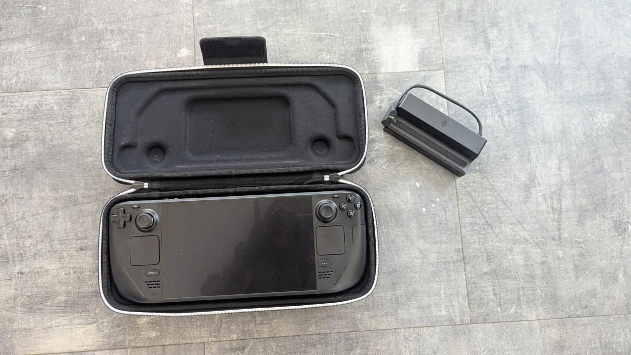 STEAM DECK 1 TB OLED 2025 + DOCKINGSTATION
