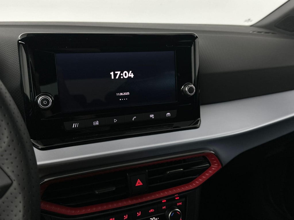 Seat Ibiza fr business connect 1.0 85 kw / 115 pk ecotsi hatc
