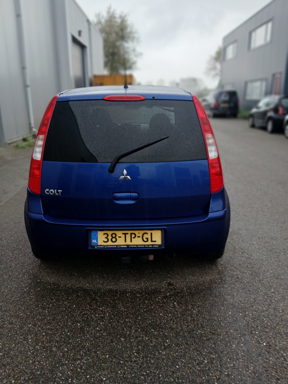 Mitsubishi Colt 2005 - 5 drs-Airco-Stuurb-el.ramen-l.m.velgen apk- 1250,=