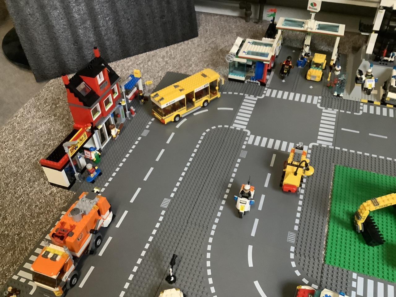 Grote partij LEGO te koop aangeboden, zie de foto’s en de omschrijving aub