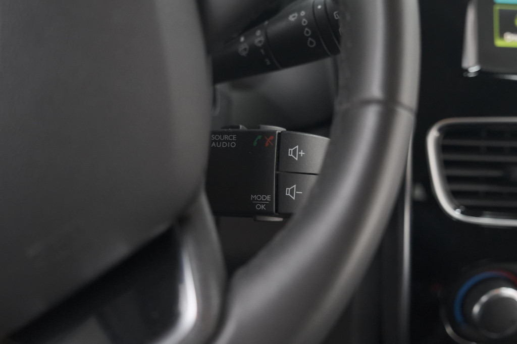 Renault Clio estate tce 90 zen | navigatie | airco | stoelverwarming | crui