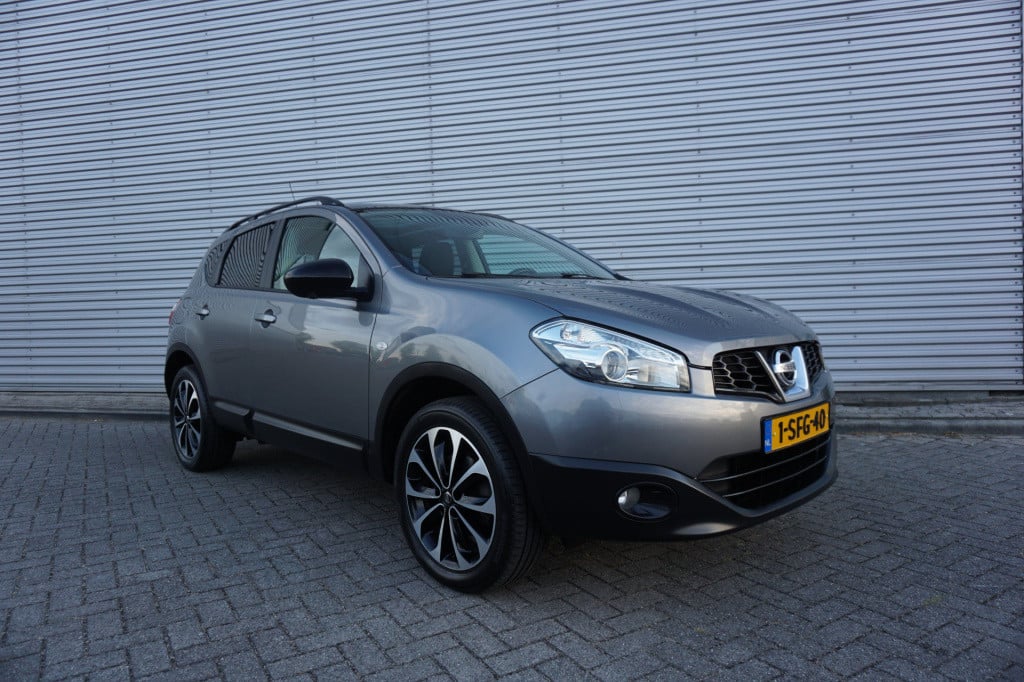 Nissan Qashqai 1.6 360 airco / navi / camera / cruise / elektr. ramen / lm 