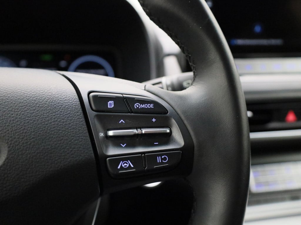 Hyundai Kona ev fashion 39 kwh