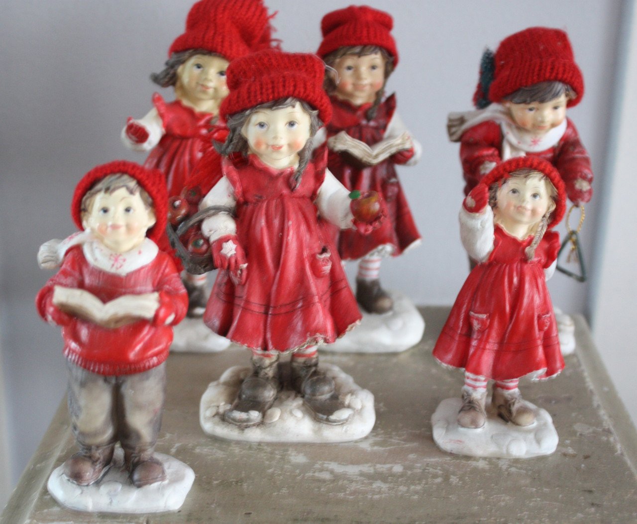 Set van 6 rood witte kerstbeeldjes
