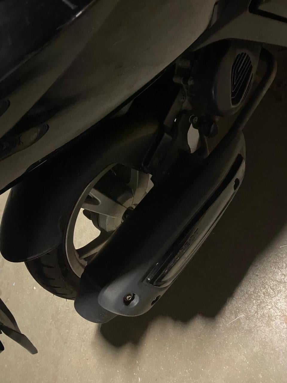 Peugeot Kisbee scooter