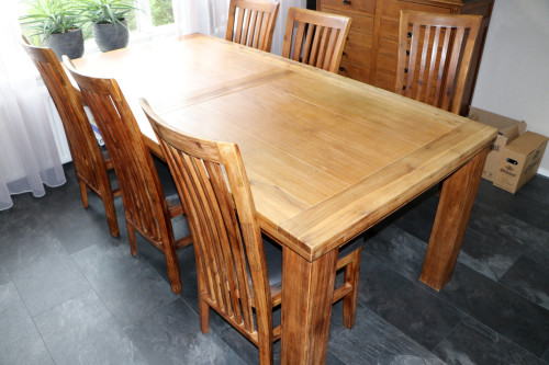 Tafel met 6 stoelen, acaciahout