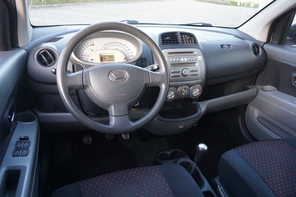Daihatsu Sirion 2 1.3-16v sport airco / elektr. ramen / nap