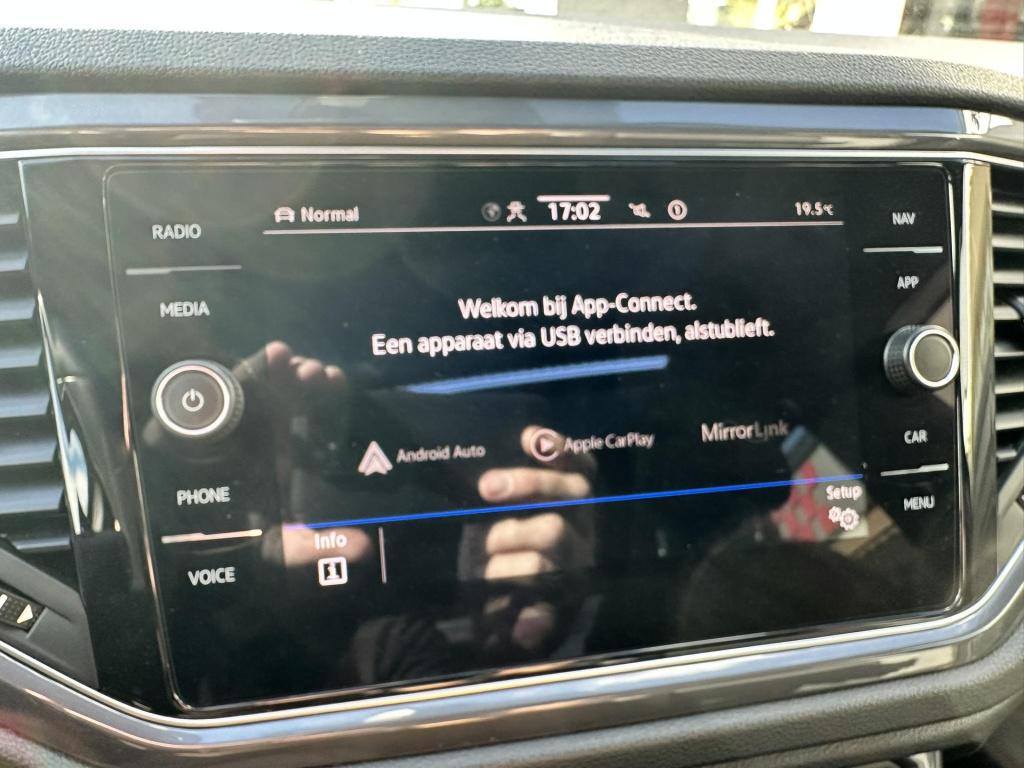 Volkswagen T-roc 1.5 tsi sport r-line