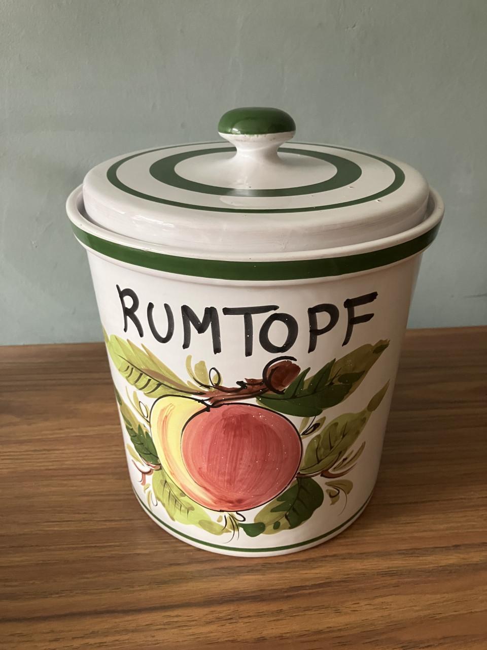 Mooie Rumtopf pot met deksel