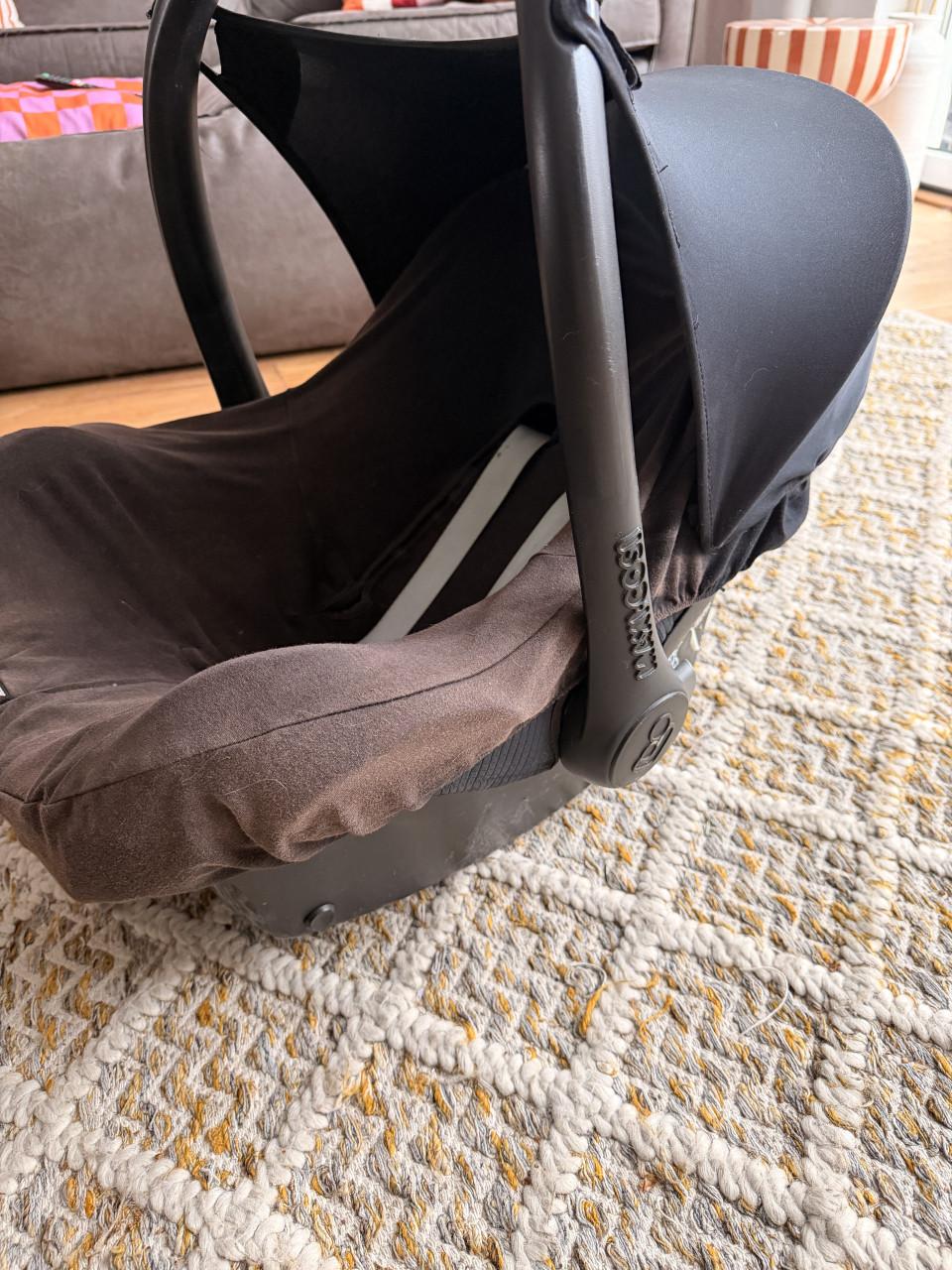 Maxi Cosi (evt inclusief base)