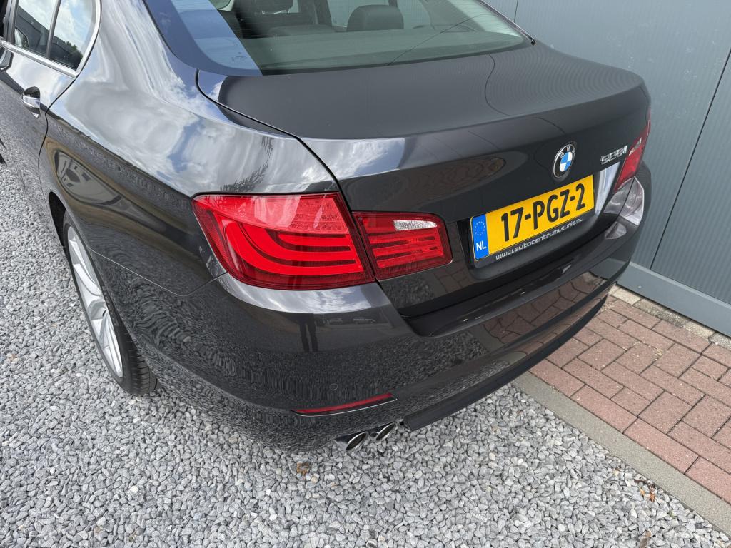 BMW 5 Serie 528i 6-cilinder executive sedan