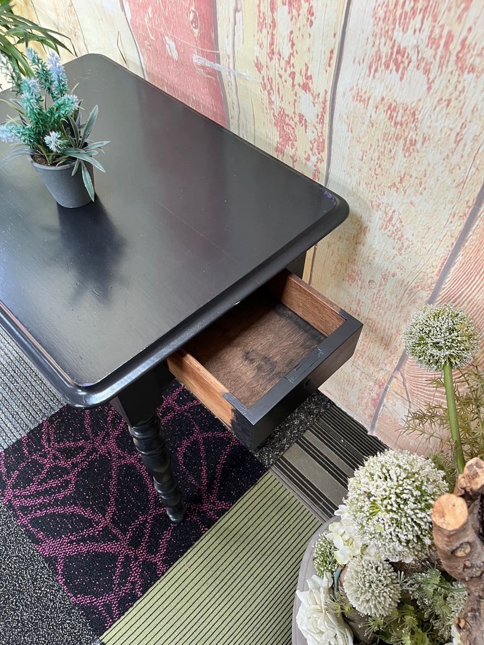 Brocante Bijzettafel met zijlade