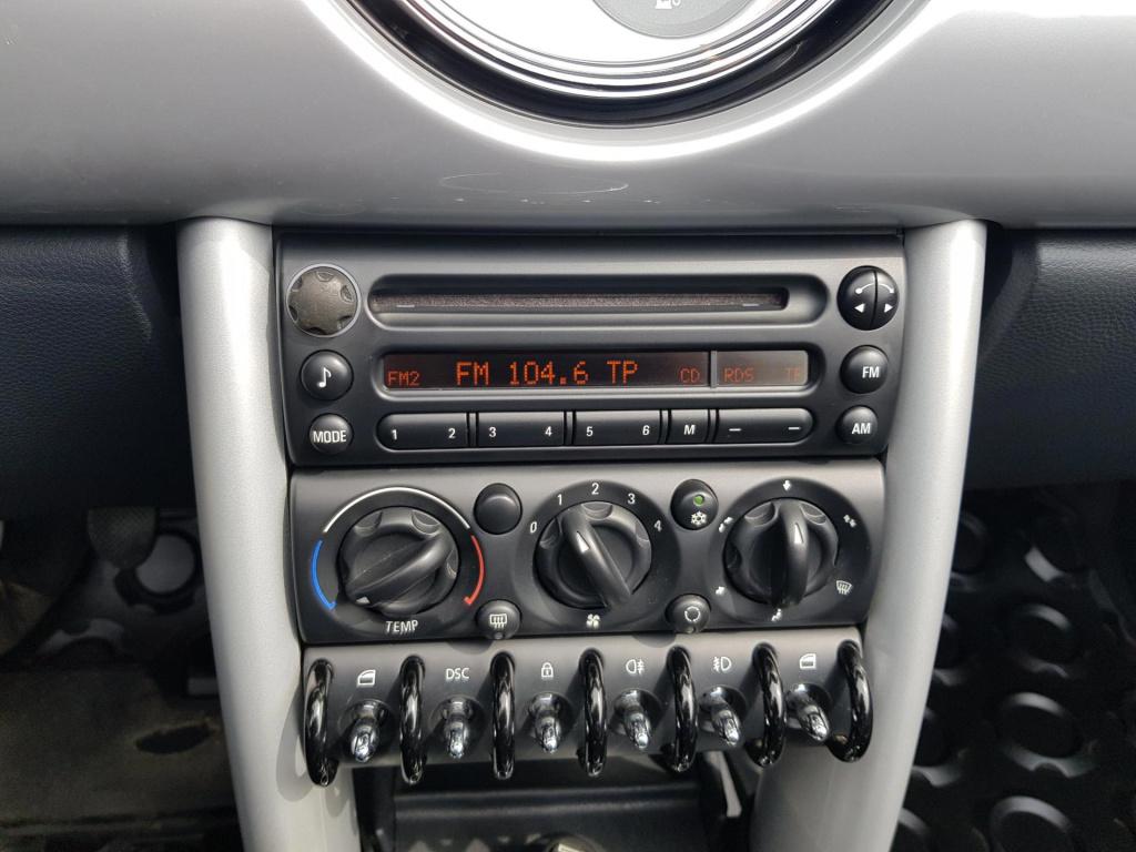 Mini Cooper Cabrio mini 1.6 chili leer.