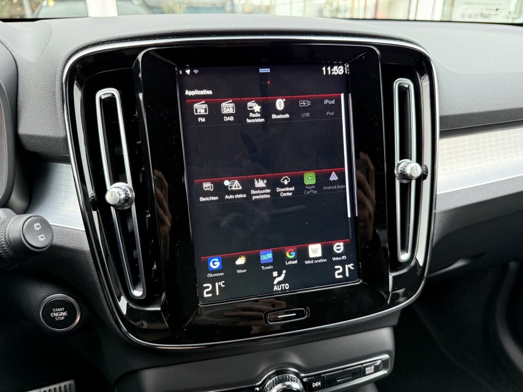 Volvo XC40 t4 211pk recharge inscription exp| navi| climate| camera| dab+|