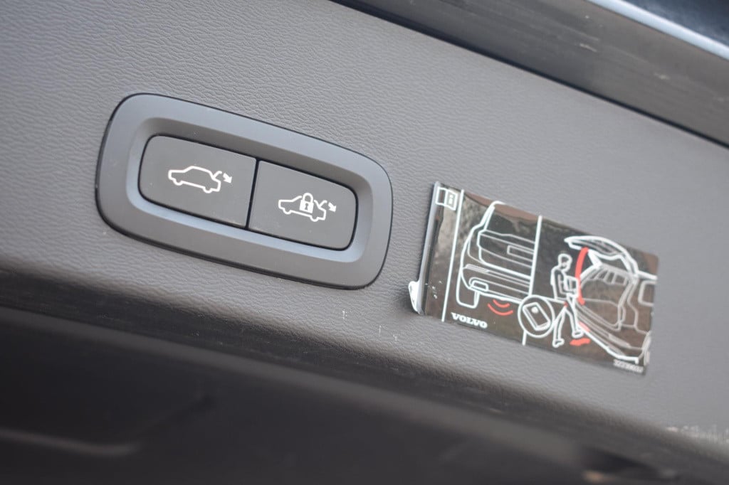 Volvo XC40 1.5 t3 leder | stuur en stoelverwarming | camera | apple carplay