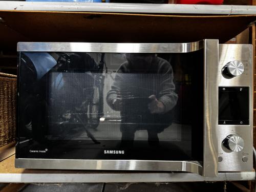 Samsung Combimagnetron