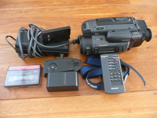Sony DVD recorder CCD-TR2000E