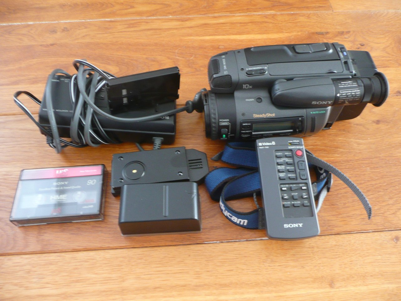 Sony DVD recorder CCD-TR2000E