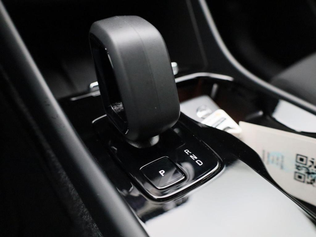 Volvo XC40 recharge core | automaat | apple carplay / android auto | virtua