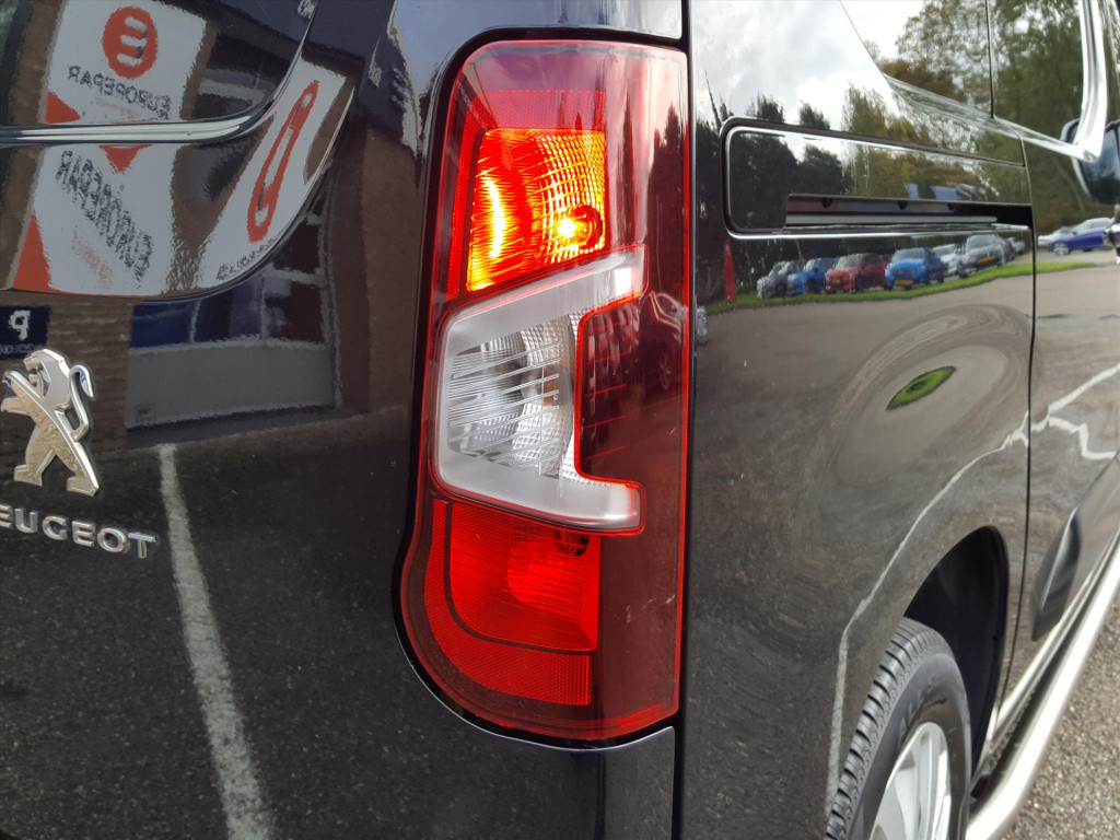 Peugeot Partner premium 1.5 bluehdi-130pk 650kg 3z(vol)automaat (eat8)| nav