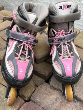 Axer sport skeelers maat 38-41+gratis setje kniebeschermers