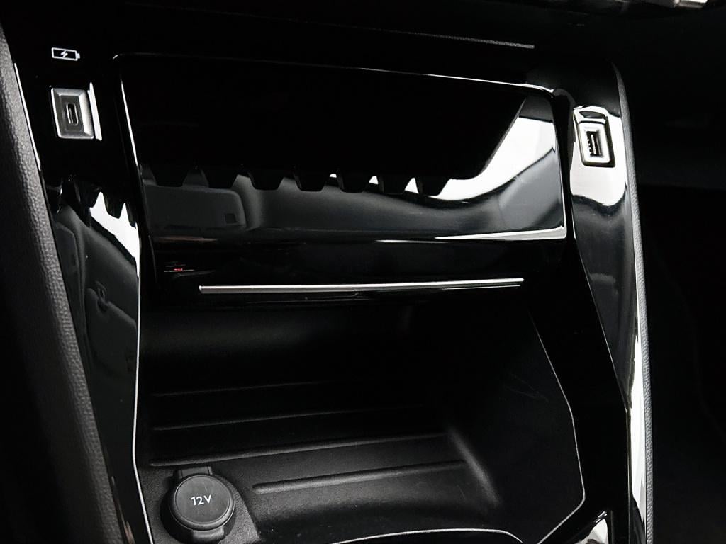 Peugeot 2008 100 pk allure | rijklaar | stoelverwarming | navigatie | camer