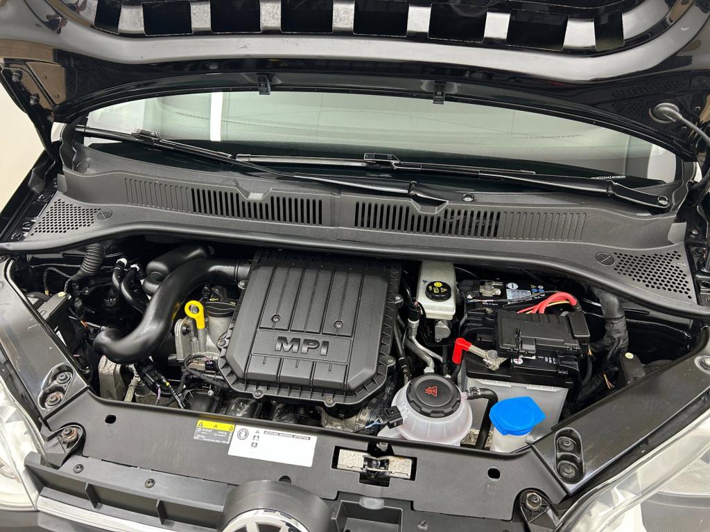 Volkswagen UP! occasion 1.0 bmt move up! | zwart | tweedehands volkswagen u