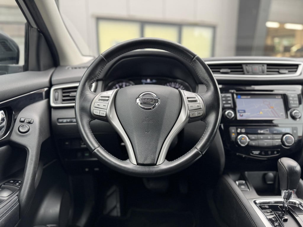 Nissan Qashqai 1.2 n-connecta design pack automaat | panoramadak | navigati