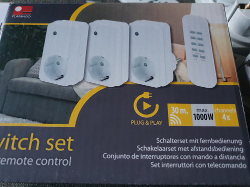 Nieuw FLAMINGO - Switchset 3 schakelaars en afstandsbediening...