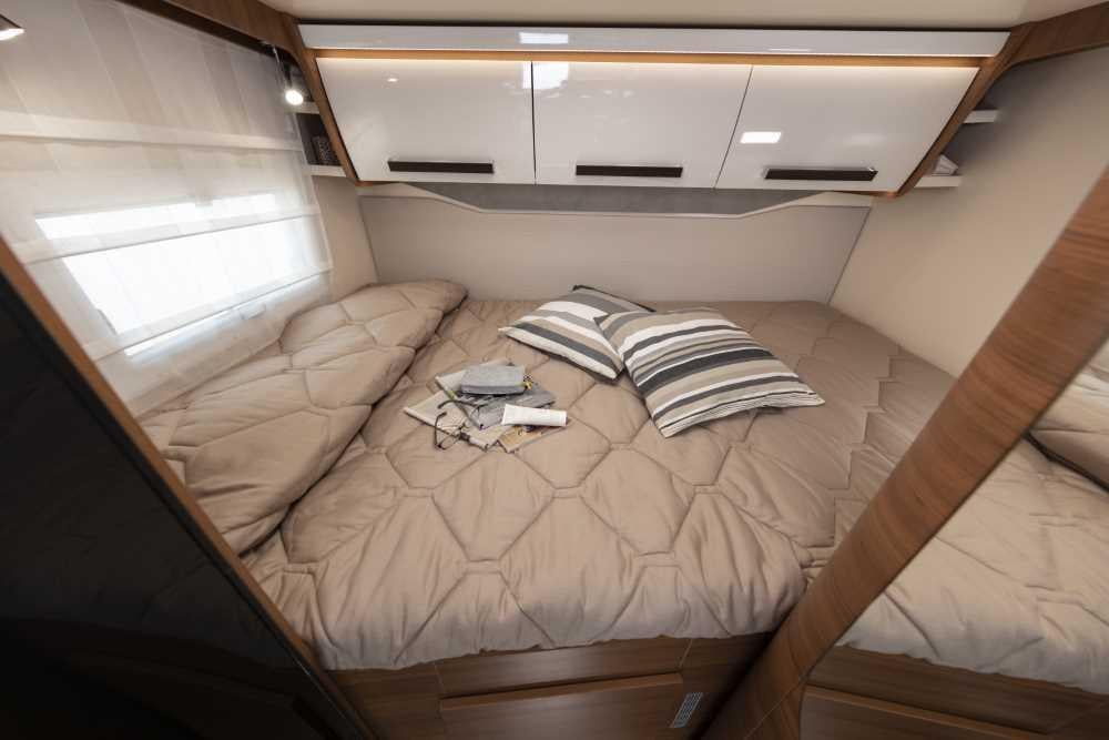 Elnagh Baron 531 - 2022 - complete halfintegraal van slechts 5,99 meter