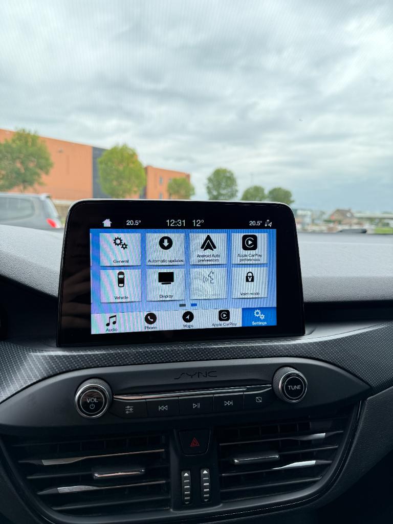 Ford Focus 1.0 ecoboost st line business