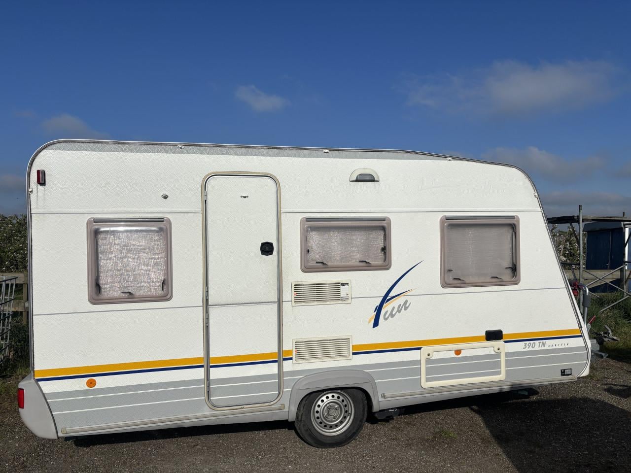 Bürstner 390 TN Fun, Mover, XL voortent + luifel, lichtgewicht, vast bed