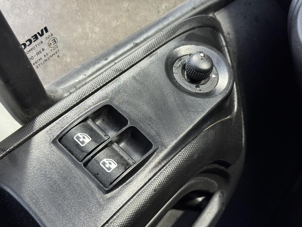 Iveco Daily 35c16v 2.3 410 bakwagen | dubbel lucht | cruisec. | airco