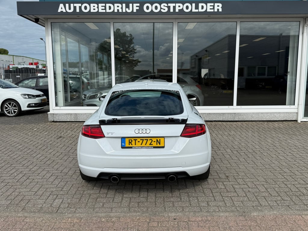 Audi TT 2.0 tfsi pro line +