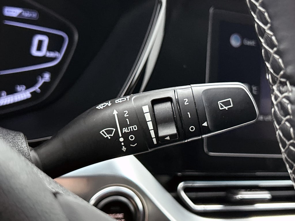 Kia Niro 1.6 gdi hybrid executiveline limited | leder | elektrische stoelen