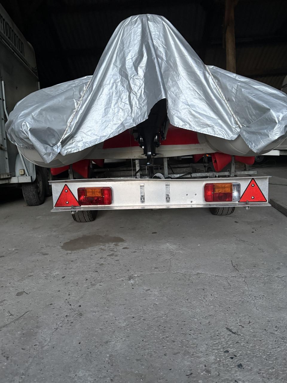 Suzumar 390 RIB + Suzuki 25PK 4takt & Trailer