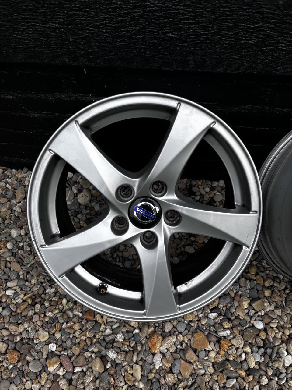 4 velgen voor o.a Volvo