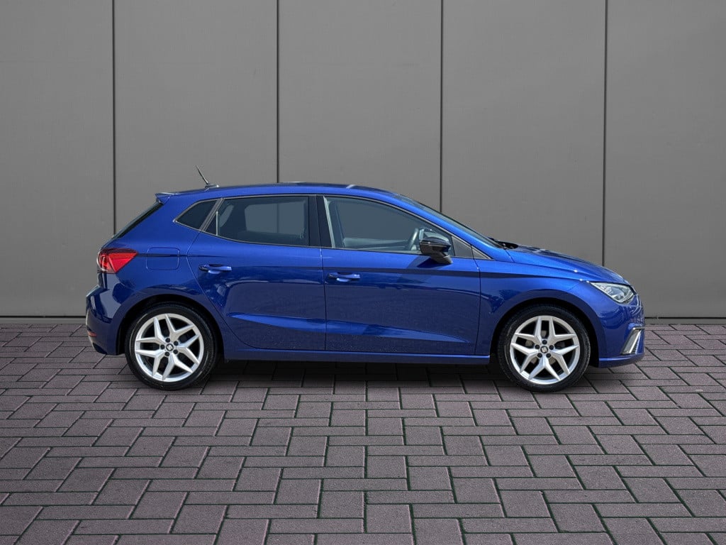 Seat Ibiza 1.0 tsi fr business intense plus | nl-auto | 1e eig | navi | car