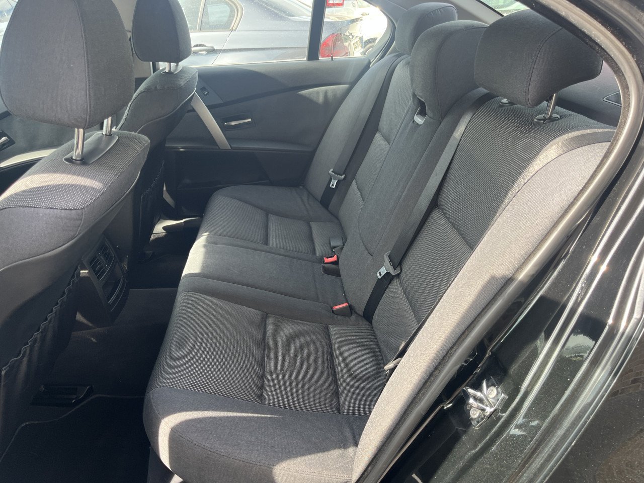 BMW 5-serie 530i Executive Automaat 155dkm nap logisch